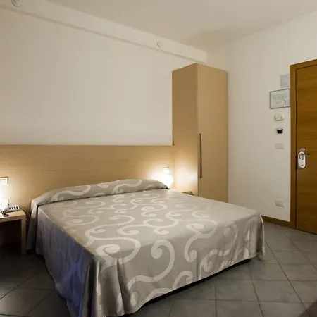 Eden Hotel
