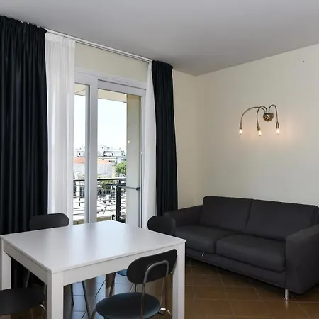 Eden Hotel 4*